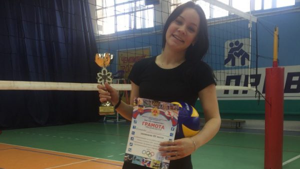 Соревнования по волейболу среди женских команд